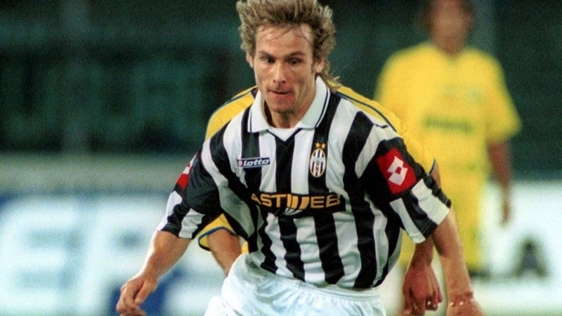 Pavel Nedved đã trở thành huyền thoại với đội bóng thành Turin