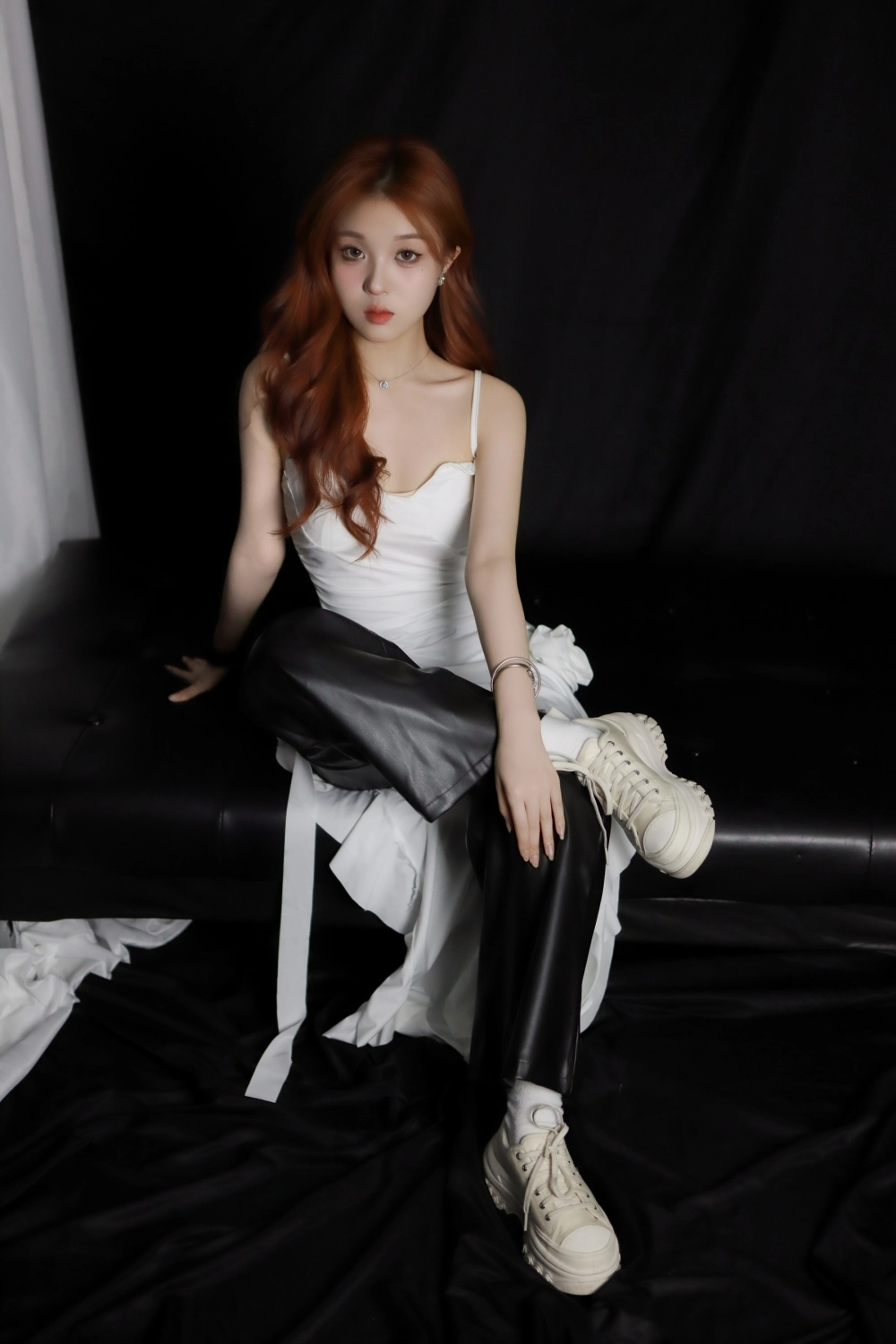 Gái xinh khoe hàng ko lông thay bằng nét đẹp táo bạo sexy đầy thu hút