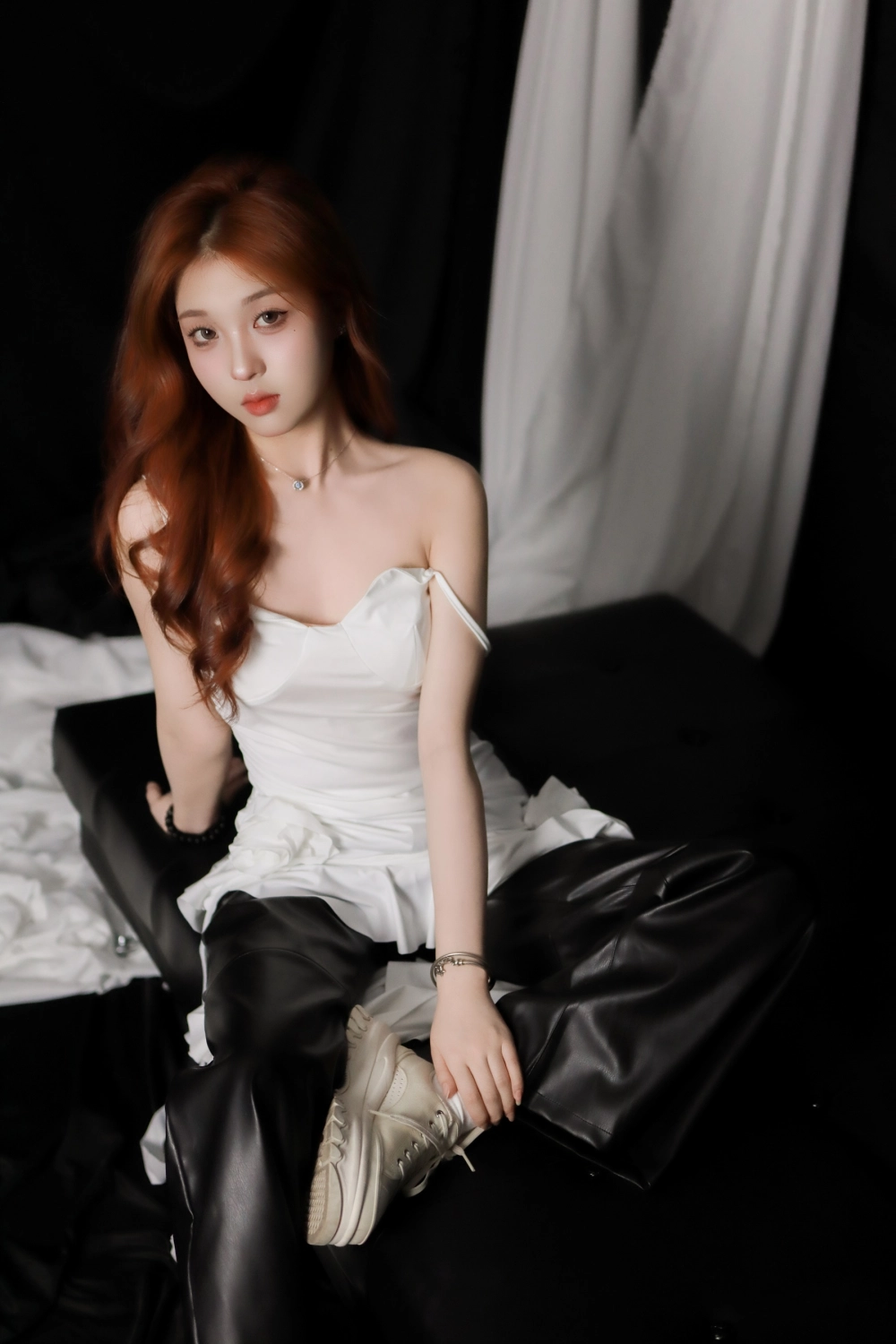 Gái ngon khoe hàng toát lên vẻ đẹp gợi cảm sexy đầy thu hút