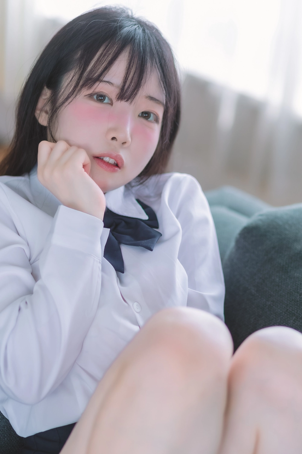 Dạng háng khoe lồn thay bằng nét đẹp táo bạo sexy đầy sức hút