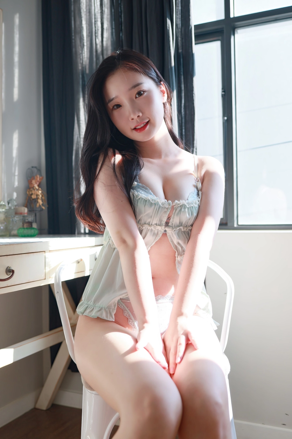 2k10 khoe hàng thay bằng nét đẹp trẻ trung sexy đầy sức hút