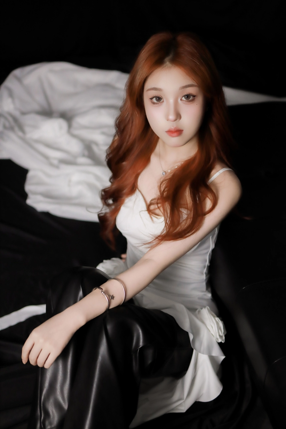 Gái học sinh khoe hàng thay bằng nét đẹp trẻ trung sexy đầy sức hút