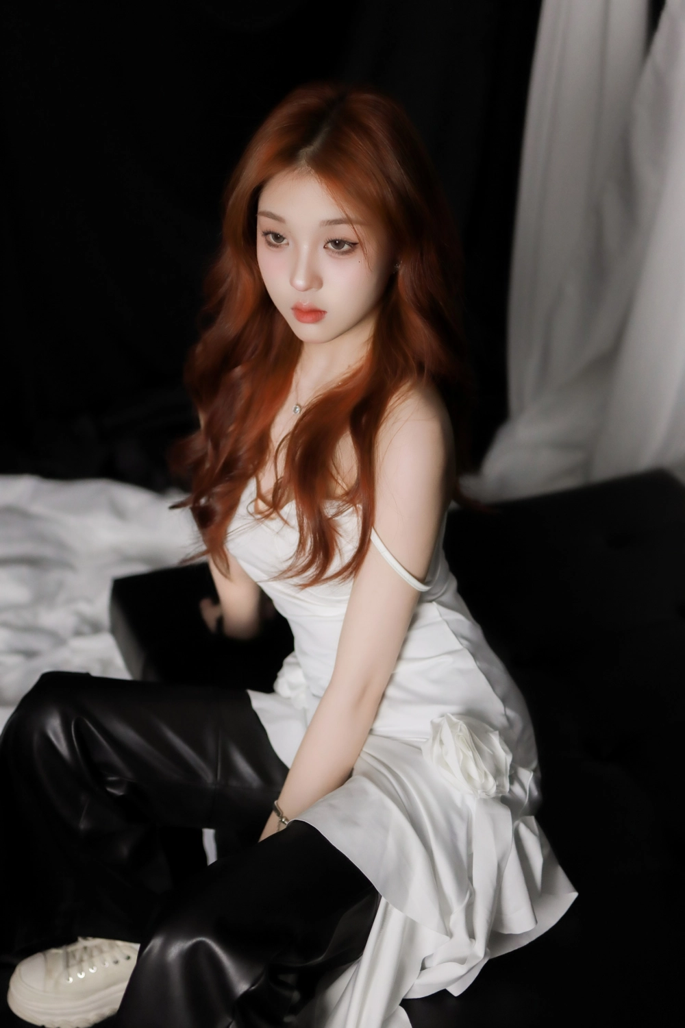 Máy bay bà già khoe hàng mang nét đẹp quyến rũ trưởng thành đầy sức hút