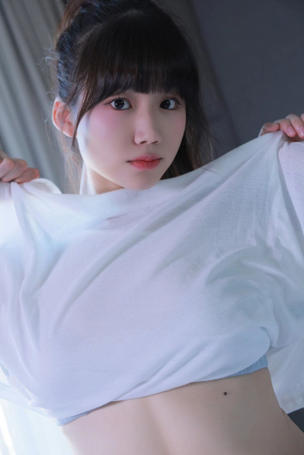 Nữ sinh Việt Nam khoe hàng mang nét đẹp truyền thống sexy đầy thu hút