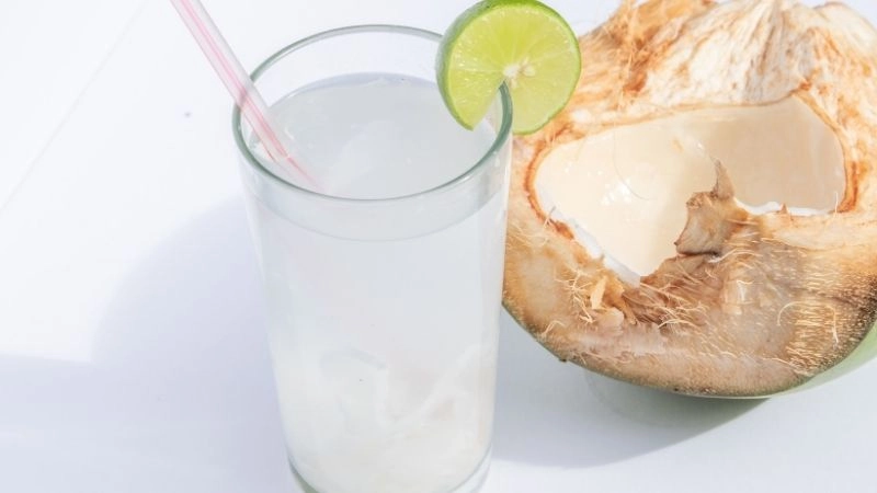 Uống nước dừa mỗi ngày - Lợi ích hay rủi ro?