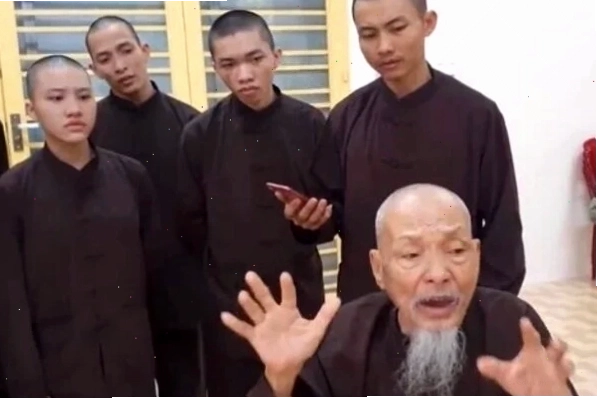 Ảnh thầy ông nội kể chuyện meme sáng tạo