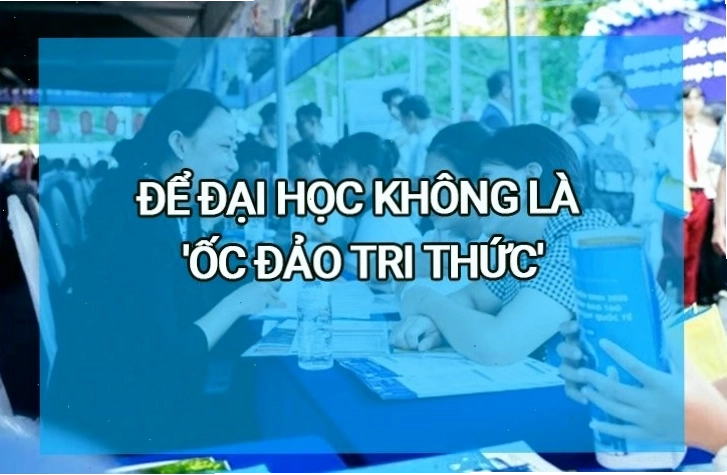 Thầy cô giáo hướng dẫn học sinh làm bài tập phân thức đại số