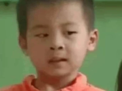 Hơn 160+ Meme Khinh Bỉ: Biểu Cảm Lườm, Nhếch Mép Cà Khịa Cực Mạnh